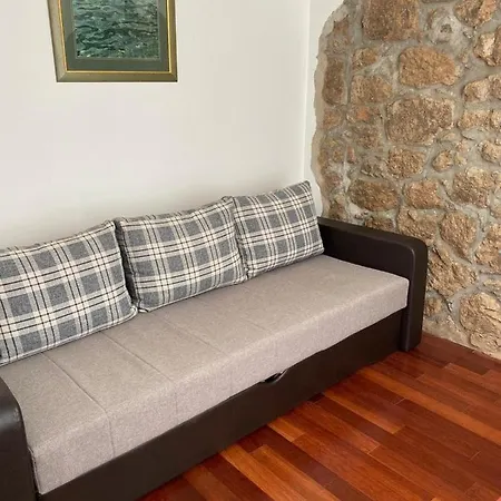 Ella - Traditional Mediterranean Stone House Vila *