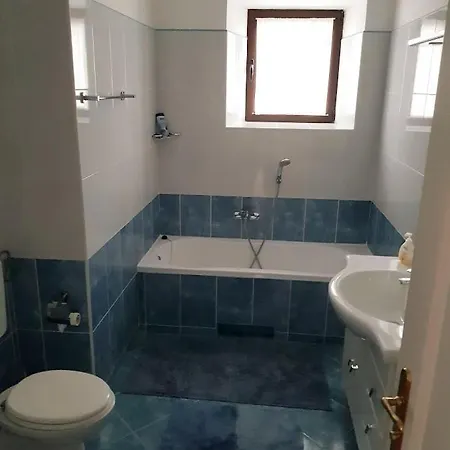 Ella - Traditional Mediterranean Stone House Vila
