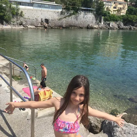 Ella - Mediterranean Stone House Opatija