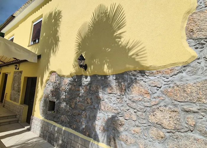 Ella * オパティヤ